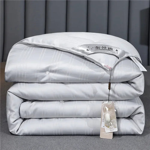 Luxurious Silk Sleep Quilt